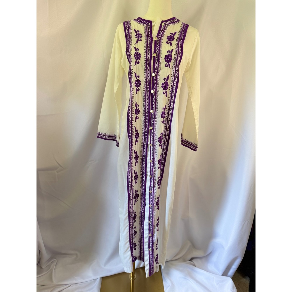 Vintage White Purple Embroidered Kaftan Maxi Dress Bohemian Resort‎ Size S